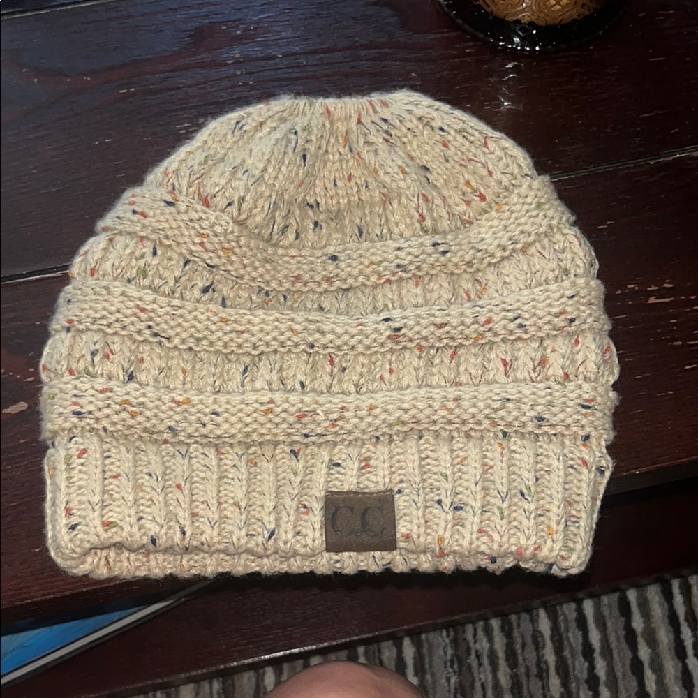 ❄️C.C. Cream Beanie Tail Hat ❄️